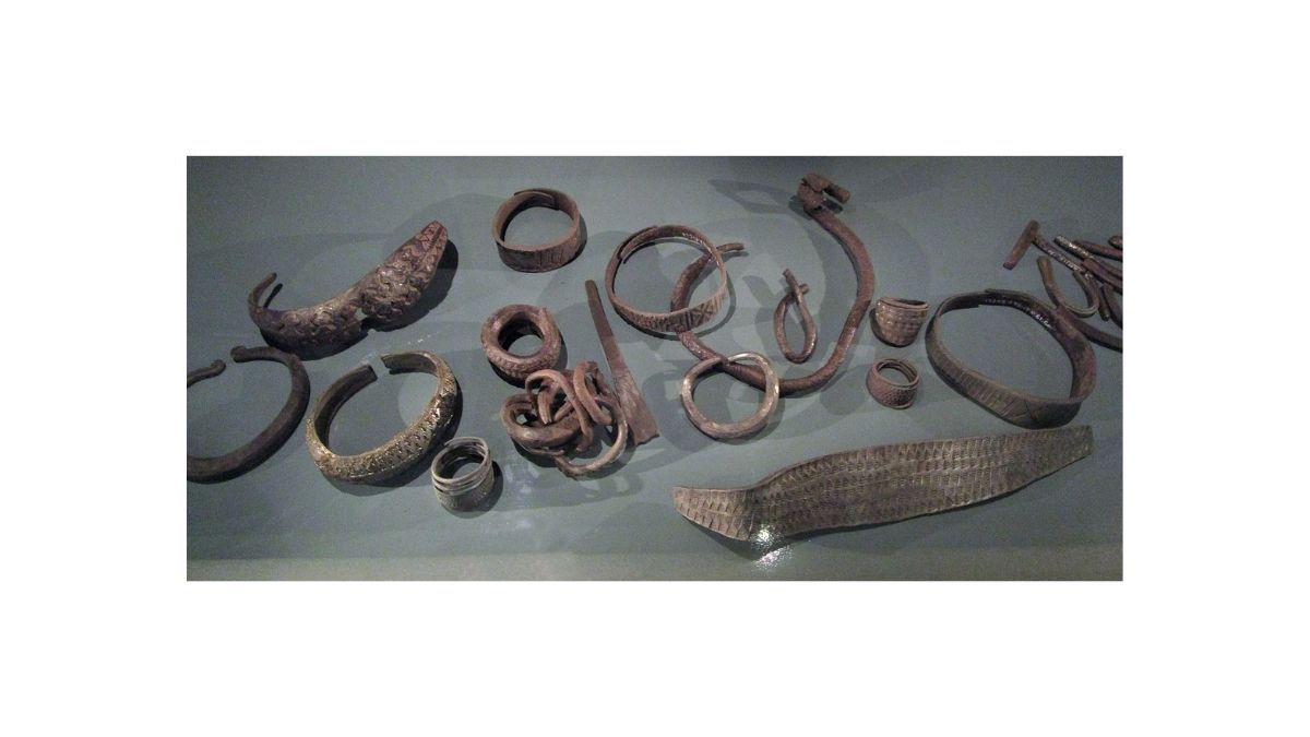 Archaeology: The Bronze Age Silver Trade - Judith Starkston